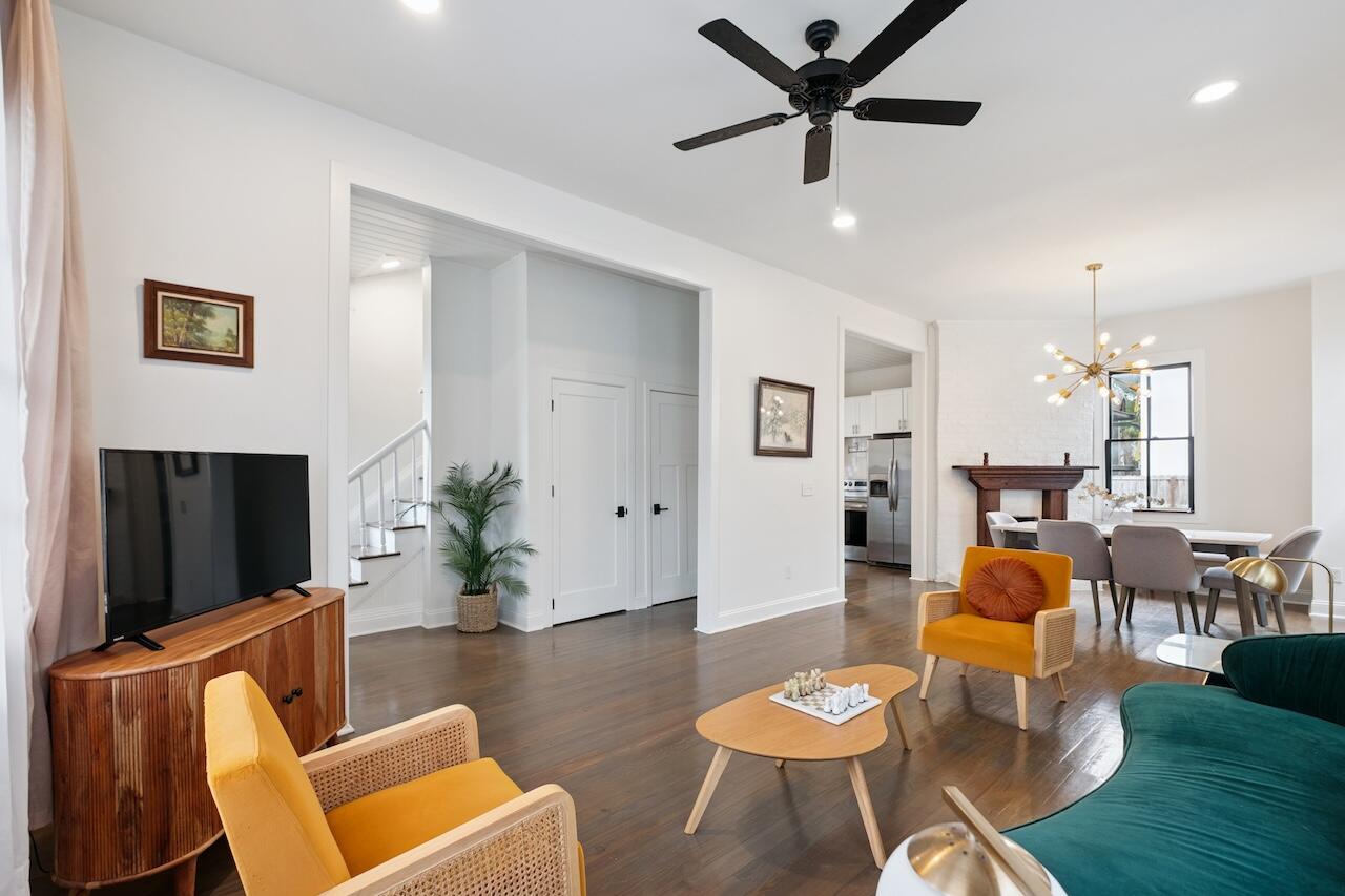 272 Coming Street, Unit C Charleston, SC 29403 - Photo 9 of 34 272ComingSt-JTPhoto-018