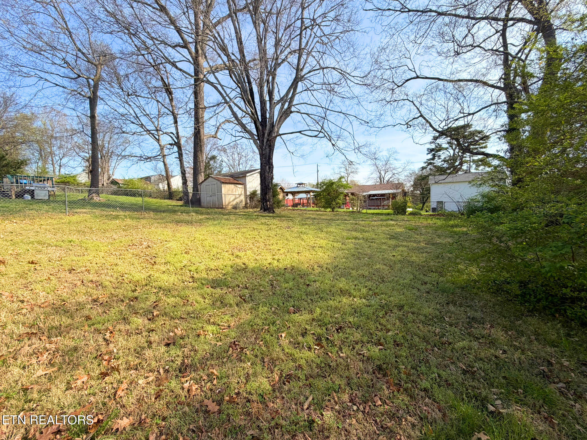 5606 Collette Road Northeast Knoxville, TN 37918 - Photo 5 of 17 Fenced Yard