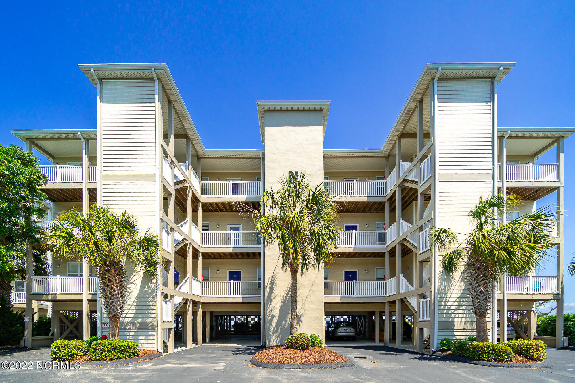 1700 Salter Path Road, Unit 302N Indian Beach, NC 28512 - Photo 27 of 60 Soundside Ocean Club condo in IB
