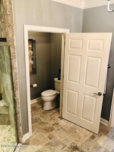 10601 Riva Road Louisville, KY 40223 - Photo 43 of 56 mbath4