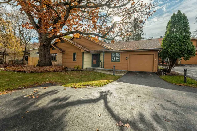 $350,000 | 4707 Burma Road, Unit G, McFarland, WI 53558