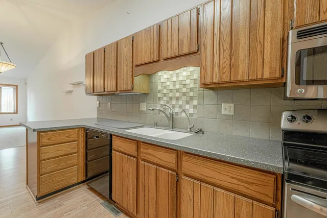 $350,000 | 4707 Burma Road, Unit G, McFarland, WI 53558