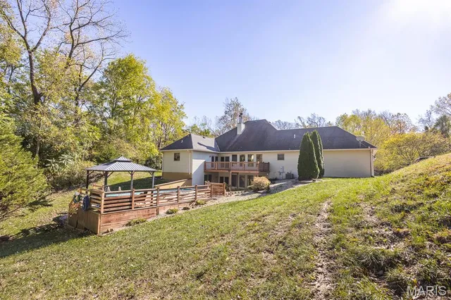 $649,500 | 401 Pecan Lane, Belleville, IL 62223