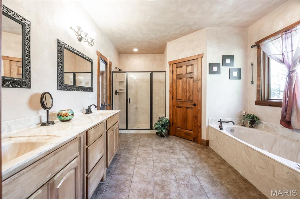 401 Pecan Lane Belleville, IL 62223 - Photo 44 of 66