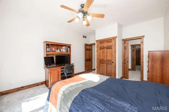 $649,500 | 401 Pecan Lane, Belleville, IL 62223