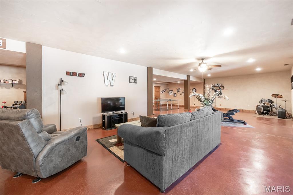 401 Pecan Lane Belleville, IL 62223 - Photo 59 of 66