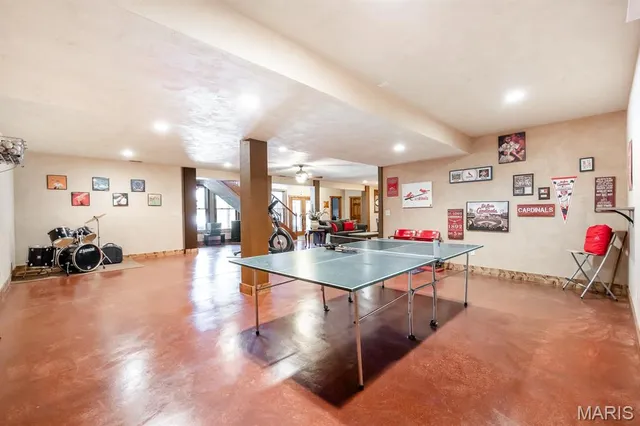 $649,500 | 401 Pecan Lane, Belleville, IL 62223