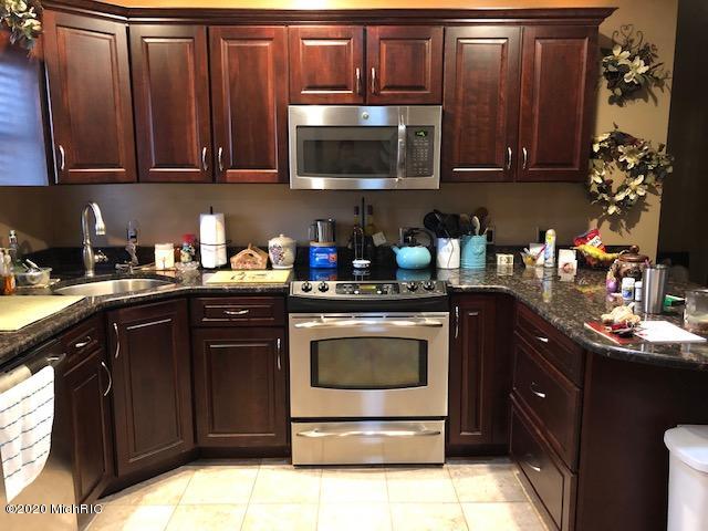 157 Narrows Road Coldwater, MI 49036 - Photo 3 of 15 NarrowsKitch2