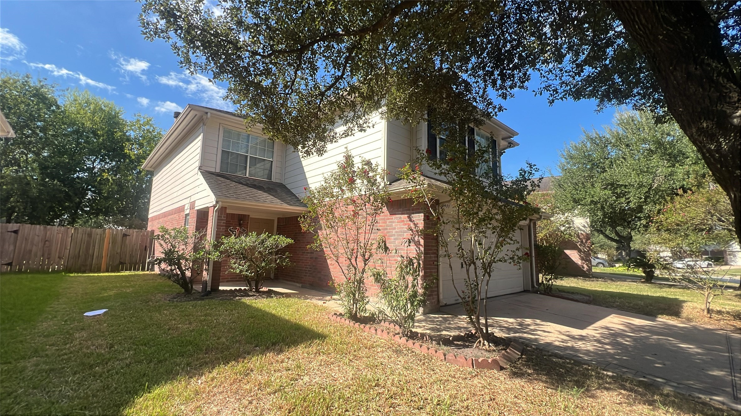 6411 Halstead Meadows Circle Houston, TX 77086 - Photo 2 of 37