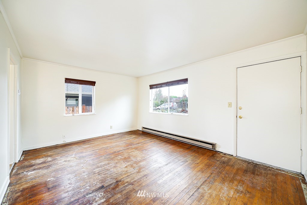 3224 Southwest 97th Street Seattle, WA 98126 - Photo 3 of 15 Gallery Image 3