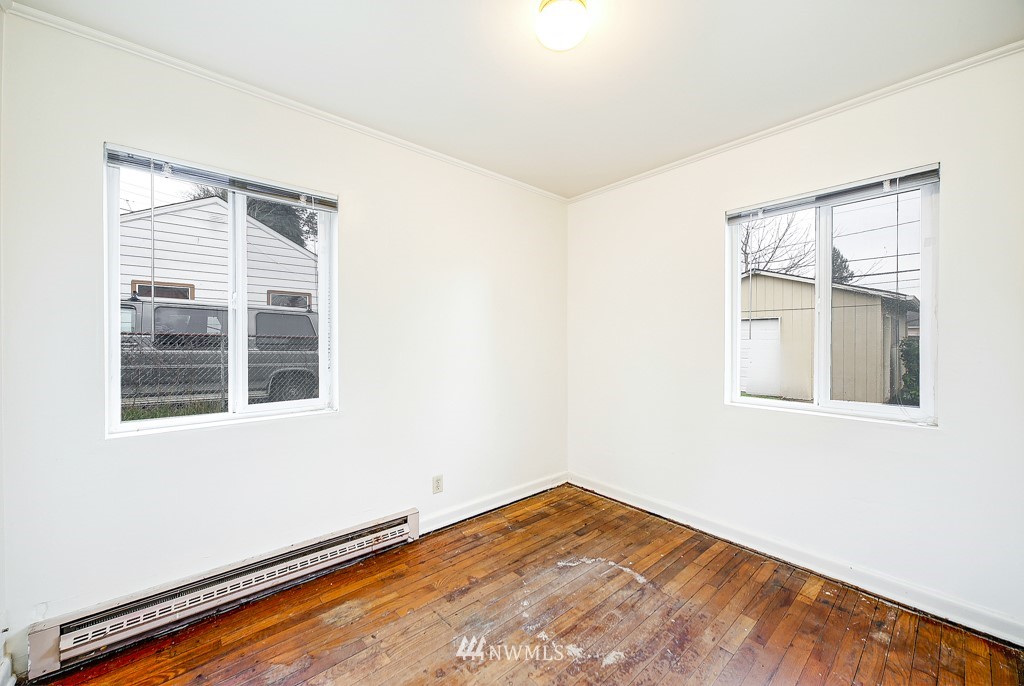 3224 Southwest 97th Street Seattle, WA 98126 - Photo 7 of 15 Gallery Image 7