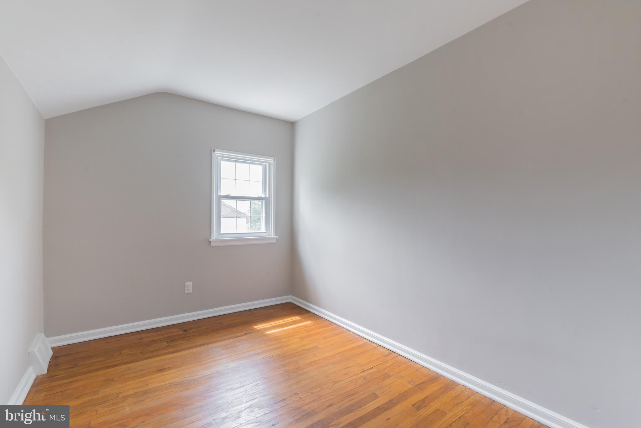 122 Redford Road Oreland, PA 19075 - Photo 22 of 30 Gallery Image 22
