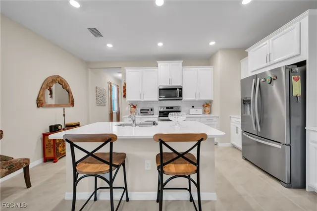 $340,000 | 2065 Summersweet Drive, Alva, FL 33920