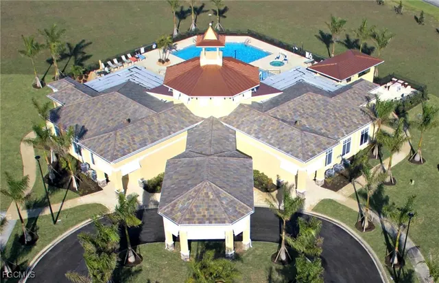 $340,000 | 2065 Summersweet Drive, Alva, FL 33920