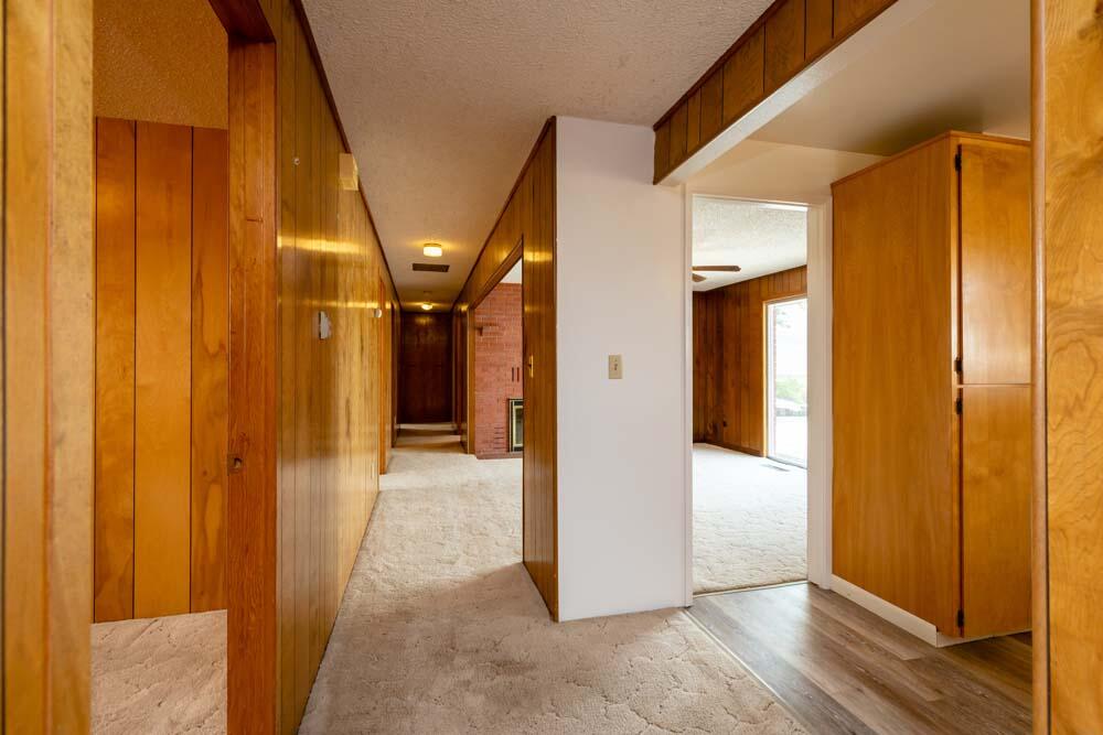 13580 Springlake Road Klamath Falls, OR 97603 - Photo 26 of 63 13580SpringLakeRd.-32