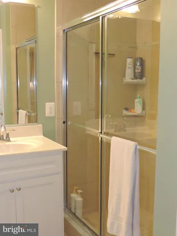 $394,900 | 9956 Ravenhurst Road, Middle River, MD 21220