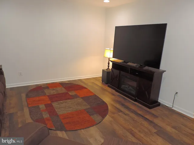 $394,900 | 9956 Ravenhurst Road, Middle River, MD 21220