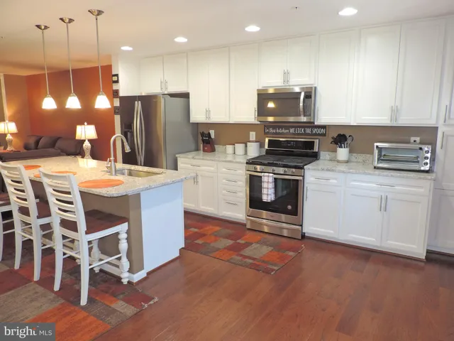 $394,900 | 9956 Ravenhurst Road, Middle River, MD 21220