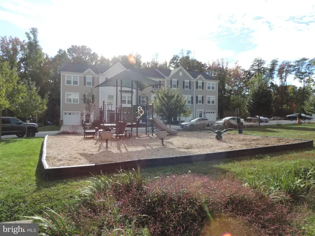 $394,900 | 9956 Ravenhurst Road, Middle River, MD 21220