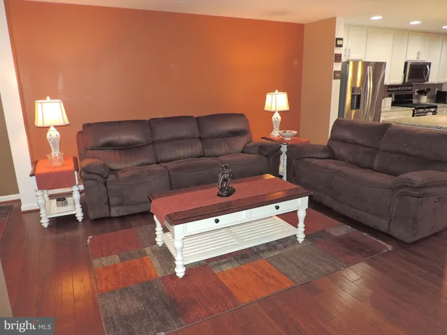 $394,900 | 9956 Ravenhurst Road, Middle River, MD 21220