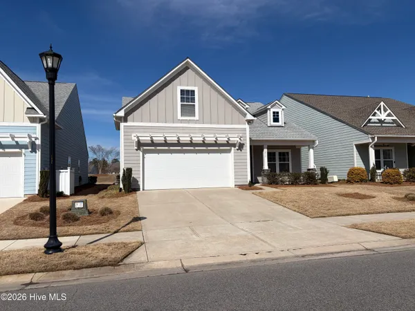 $2,600 | 5872 Park West Circle, Leland, NC 28451