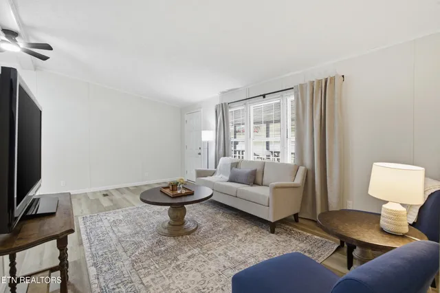 $249,000 | 9039 Andersonville Pike, Powell, TN 37849