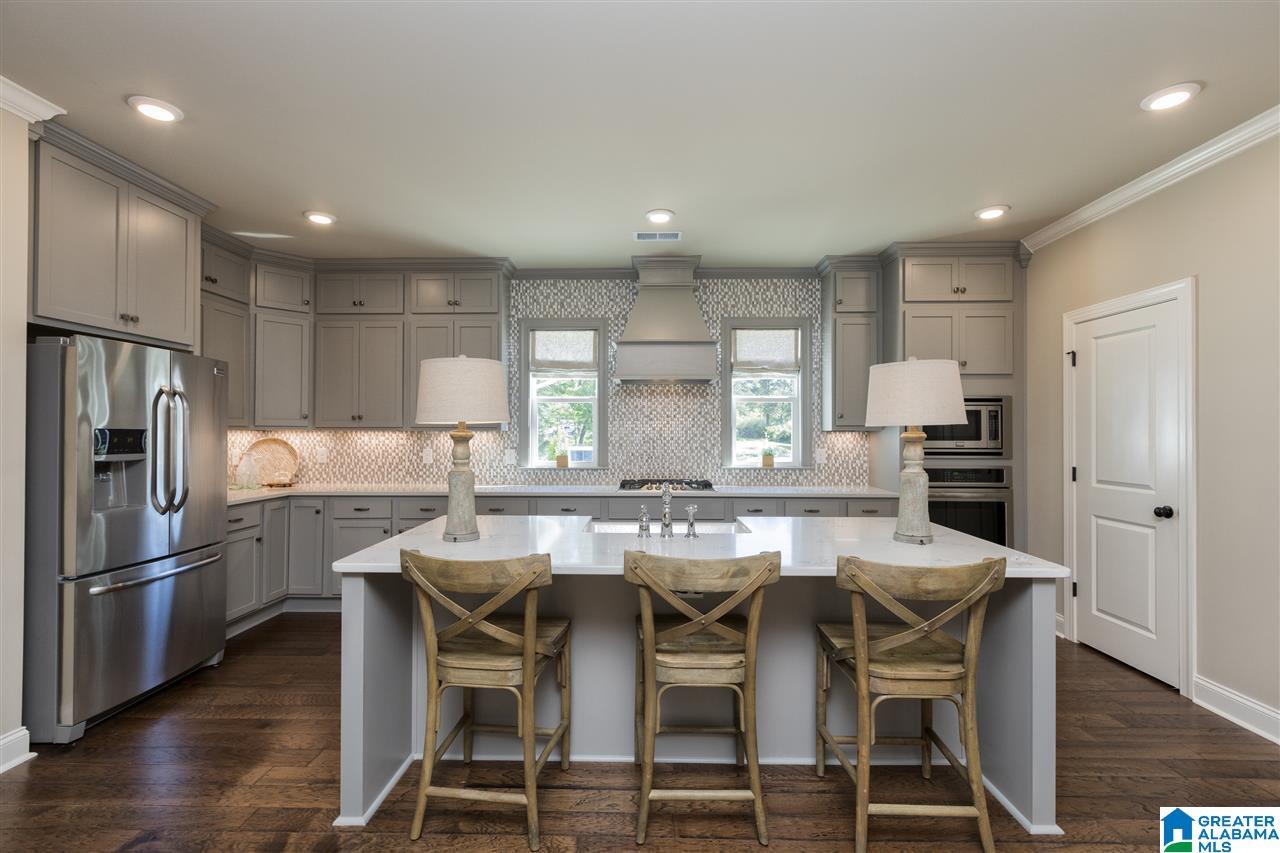 2933 Altadena Ridge Drive Birmingham, AL 35243 - Photo 9 of 50