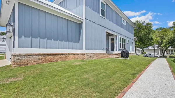 $549,000 | 2704 Chastain Street, Gulf Shores, AL 36542