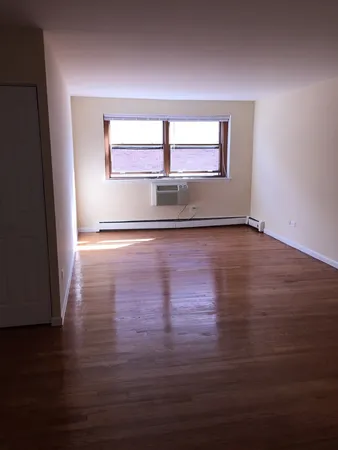 $1,550 | 5940 North Kenmore Avenue, Unit 507, Chicago, IL 60660