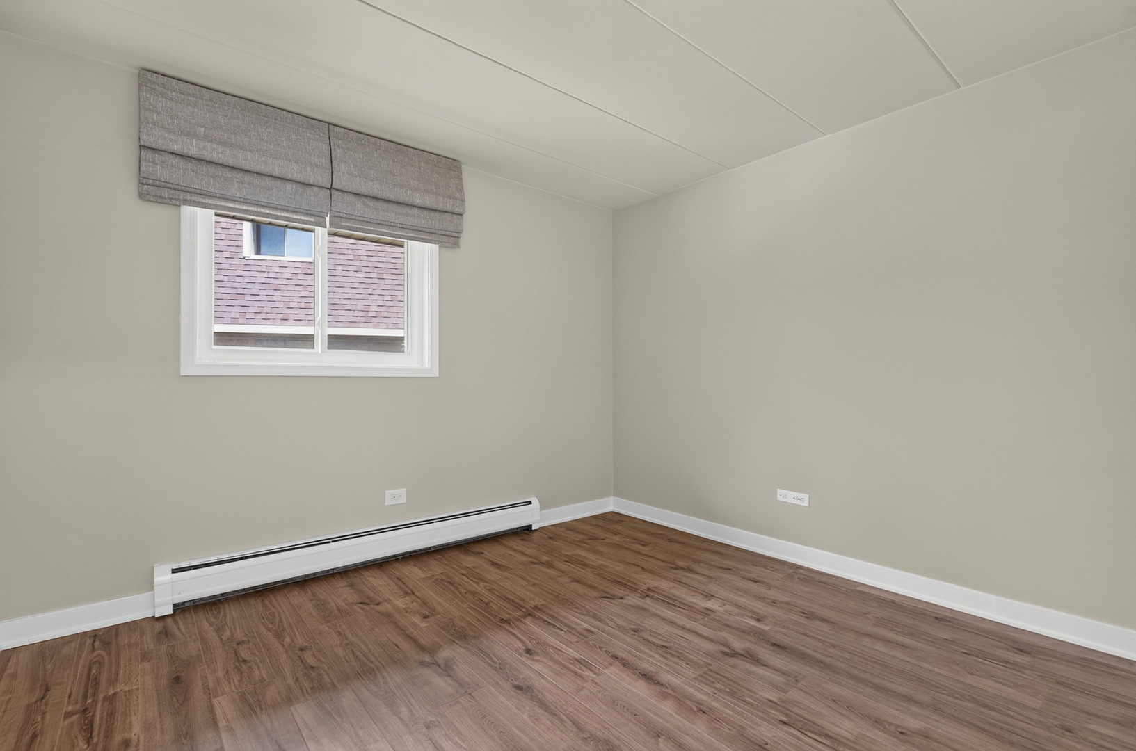 124 East Bailey Road, Unit E Naperville, IL 60565 - Photo 20 of 27 Gallery Image 20