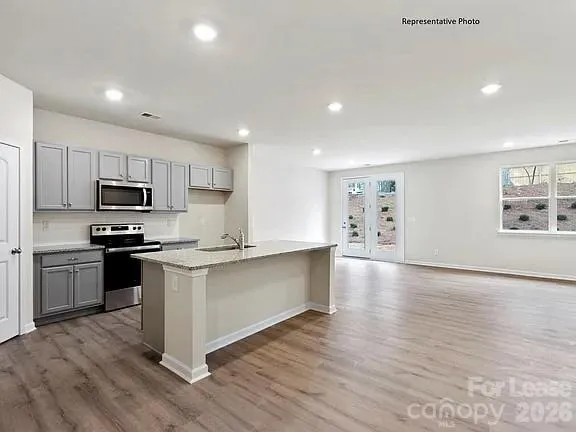 $2,750 | 3352 Blf Hl Lane, Charlotte, NC 28215