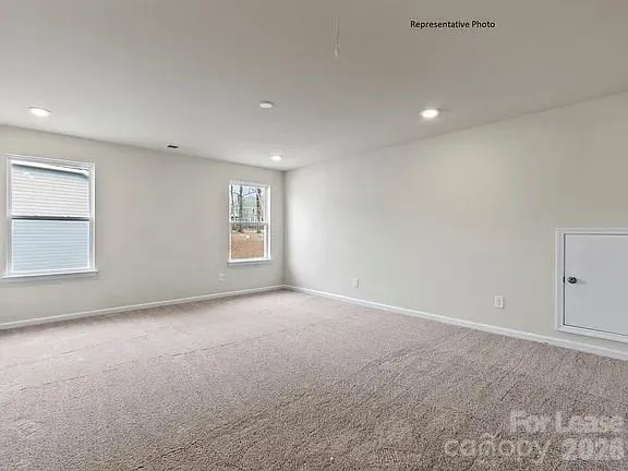 $2,750 | 3352 Blf Hl Lane, Charlotte, NC 28215