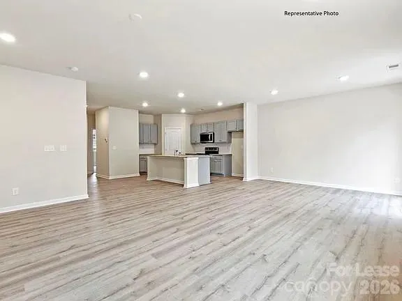 $2,750 | 3352 Blf Hl Lane, Charlotte, NC 28215