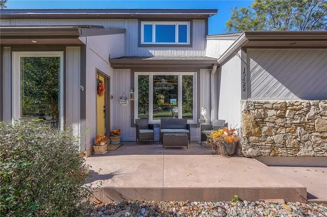 $735,000 | 15422 Long Street, Overland Park, KS 66221