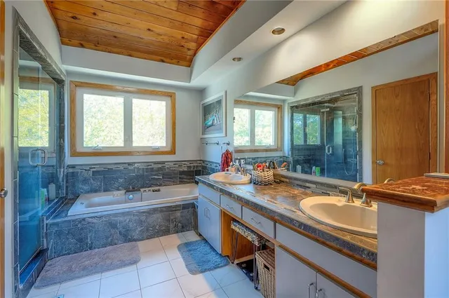 $735,000 | 15422 Long Street, Overland Park, KS 66221