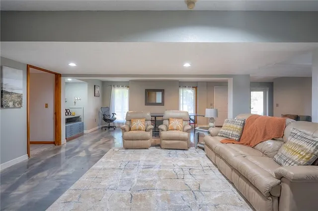 $735,000 | 15422 Long Street, Overland Park, KS 66221