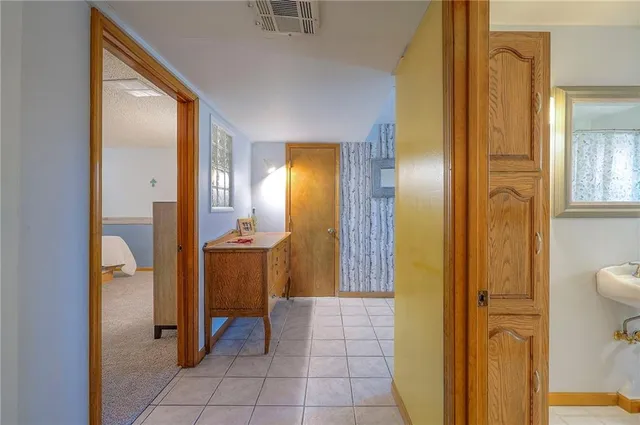 $750,000 | 15422 Long Street, Overland Park, KS 66221