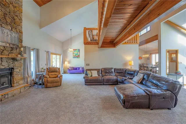 $735,000 | 15422 Long Street, Overland Park, KS 66221