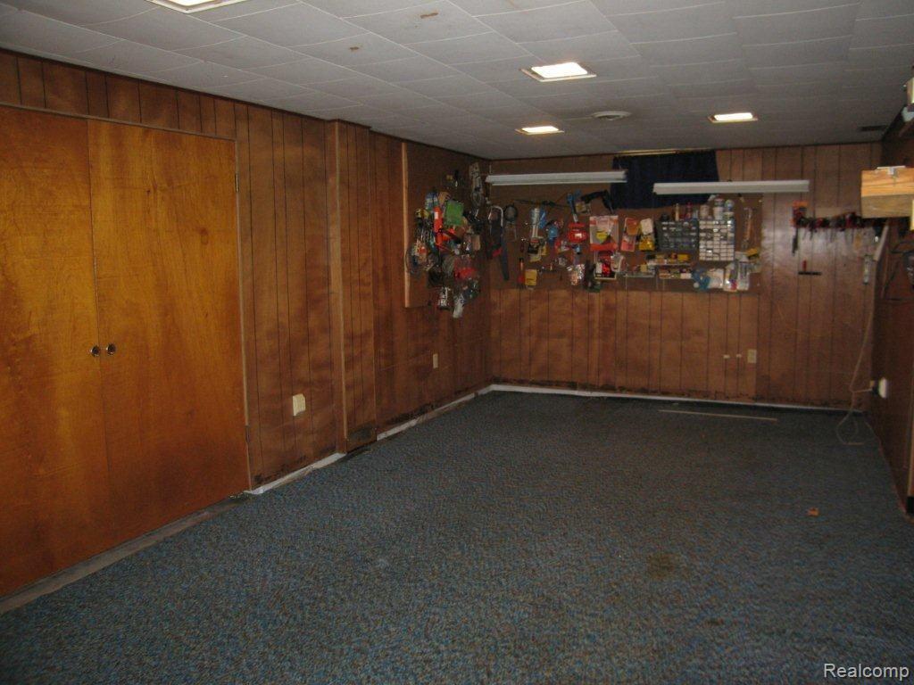 1740 North Lapeer Road Lapeer, MI 48446 - Photo 11 of 17 IMG_3563