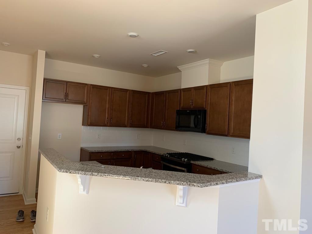 37 Rambler Lane Durham, NC 27703 - Photo 8 of 30 Photo #8