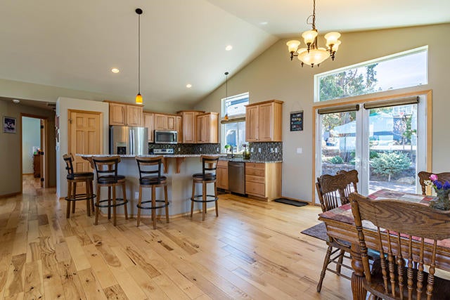 21175 Southwest Gift Road Bend, OR 97703 - Photo 3 of 26 Image3_Dining_Kitchen