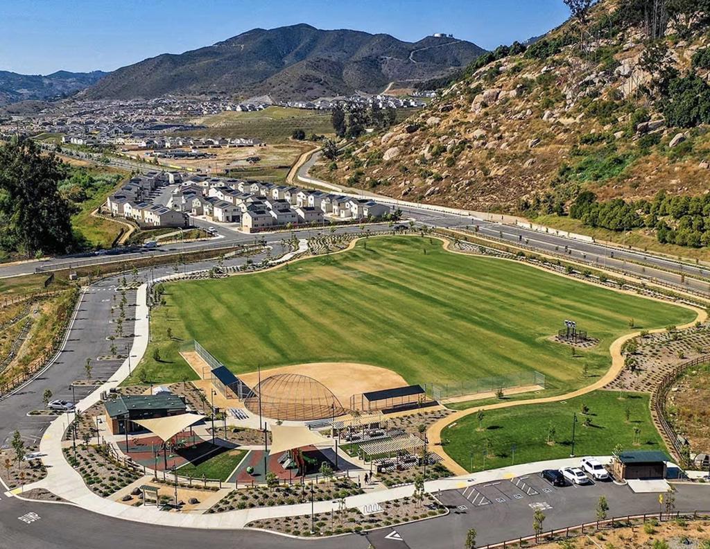 311 Minneola Place Fallbrook, CA 92028 - Photo 32 of 38