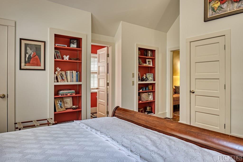31 Randall Road Highlands, NC 28741 - Photo 22 of 25 Gallery Image 22