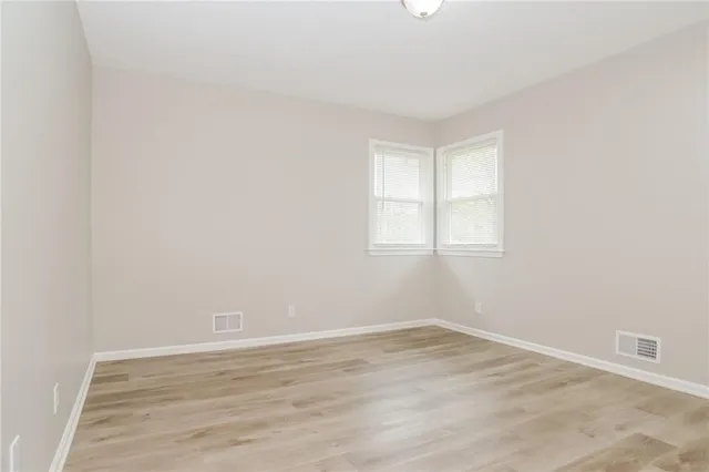 $2,390 | 11716 East 60th Terrace, Kansas City, MO 64133