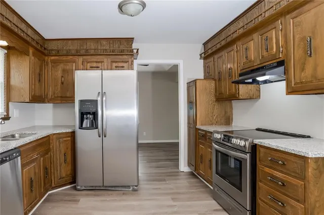 $2,390 | 11716 East 60th Terrace, Kansas City, MO 64133