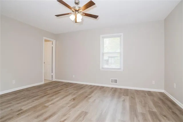 $2,390 | 11716 East 60th Terrace, Kansas City, MO 64133