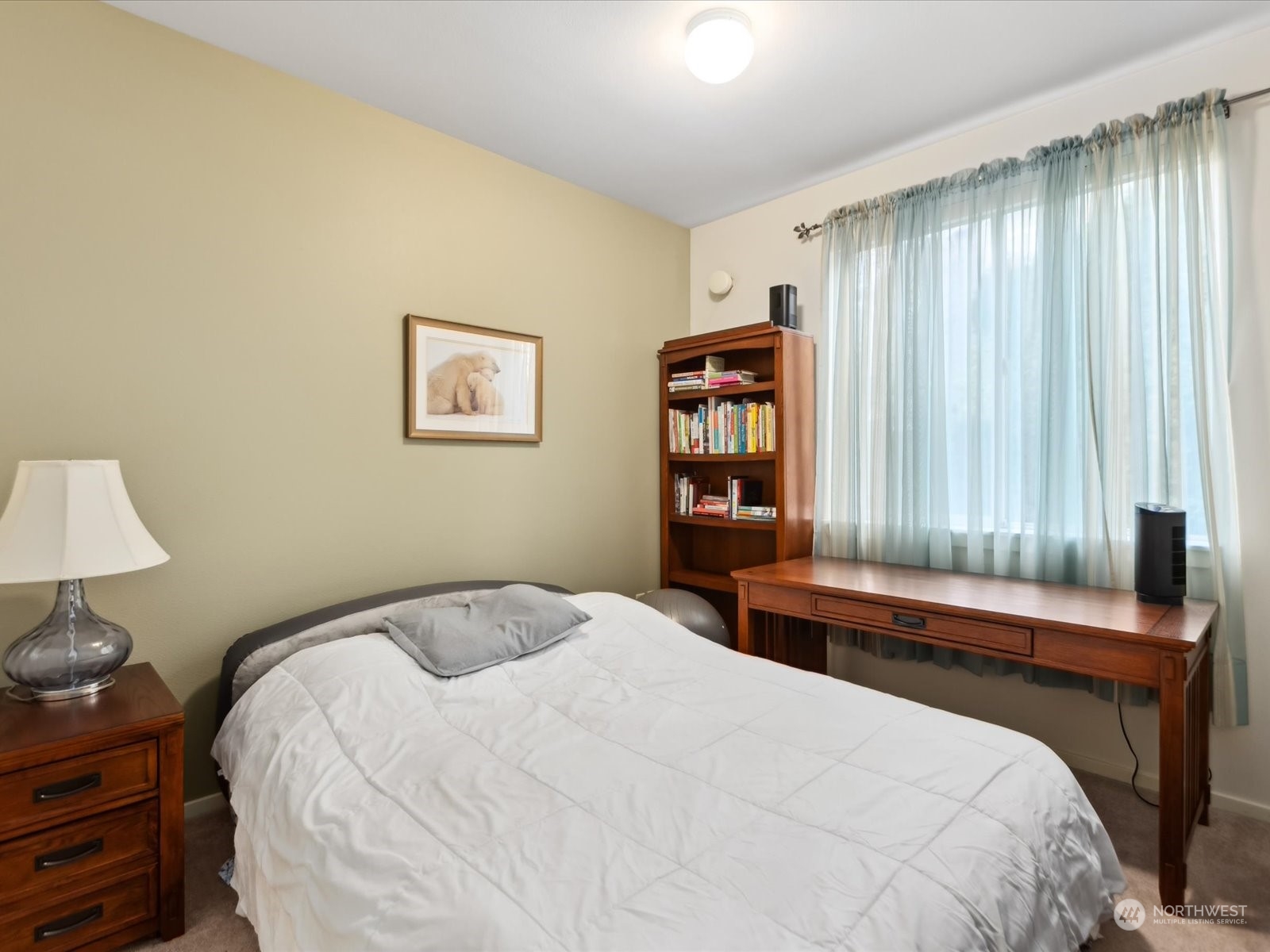 556 Anacortes Court Northeast, Unit 101 Renton, WA 98059 - Photo 12 of 21 Gallery Image 12