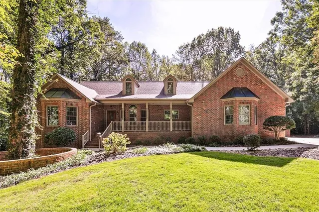 $749,000 | 1767 Winchester Heights Drive, Asheboro, NC 27205