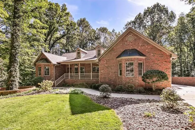 $749,000 | 1767 Winchester Heights Drive, Asheboro, NC 27205
