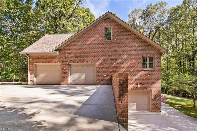 $749,000 | 1767 Winchester Heights Drive, Asheboro, NC 27205